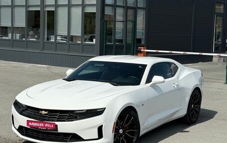 Chevrolet Camaro VI, 2019 год, 2 500 000 рублей, 4 фотография