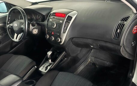 KIA cee'd I рестайлинг, 2011 год, 824 000 рублей, 10 фотография