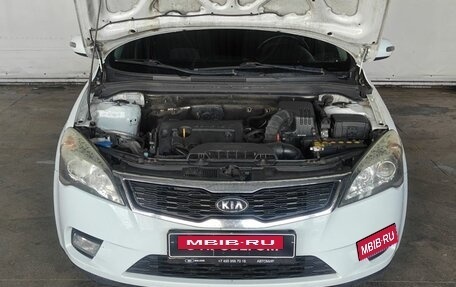KIA cee'd I рестайлинг, 2011 год, 824 000 рублей, 16 фотография