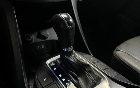 Hyundai Santa Fe III рестайлинг, 2017 год, 2 250 000 рублей, 24 фотография