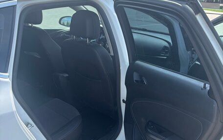 Opel Astra J, 2012 год, 800 000 рублей, 11 фотография