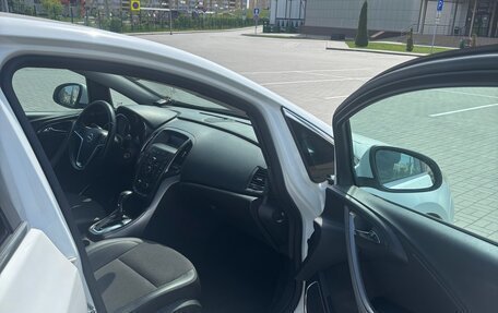 Opel Astra J, 2012 год, 800 000 рублей, 10 фотография