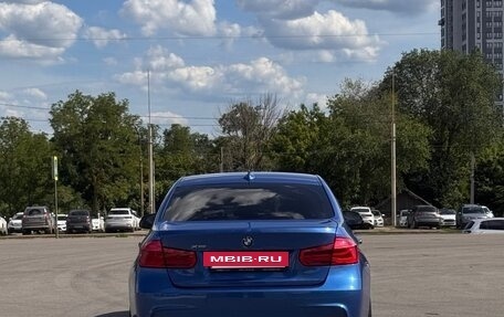 BMW 3 серия, 2017 год, 2 000 000 рублей, 5 фотография