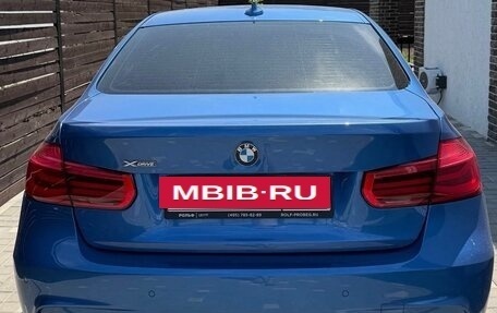 BMW 3 серия, 2017 год, 2 000 000 рублей, 16 фотография