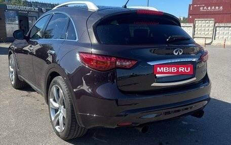 Infiniti QX70, 2015 год, 2 590 000 рублей, 6 фотография