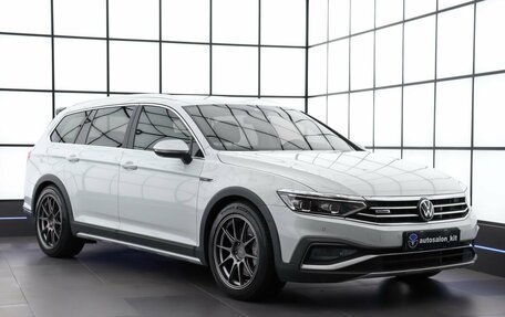 Volkswagen Passat B8 рестайлинг, 2022 год, 3 990 000 рублей, 3 фотография