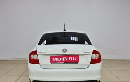 Skoda Rapid I, 2017 год, 1 085 000 рублей, 6 фотография