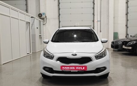 KIA cee'd III, 2014 год, 850 000 рублей, 2 фотография