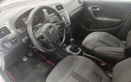 Volkswagen Polo VI (EU Market), 2016 год, 856 000 рублей, 10 фотография
