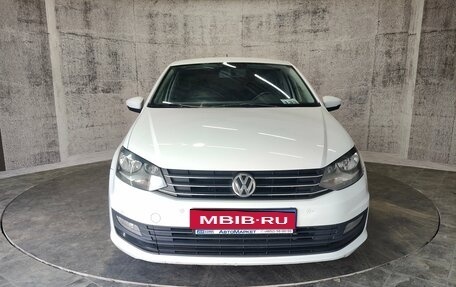 Volkswagen Polo VI (EU Market), 2016 год, 856 000 рублей, 2 фотография