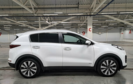 KIA Sportage IV рестайлинг, 2018 год, 2 520 000 рублей, 4 фотография