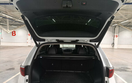 KIA Sportage IV рестайлинг, 2018 год, 2 520 000 рублей, 10 фотография