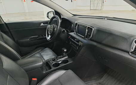 KIA Sportage IV рестайлинг, 2018 год, 2 520 000 рублей, 11 фотография