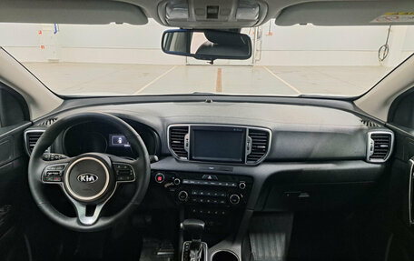 KIA Sportage IV рестайлинг, 2018 год, 2 520 000 рублей, 14 фотография