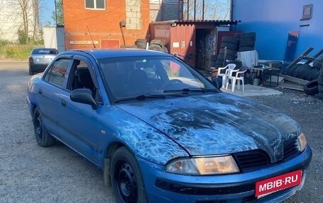 Mitsubishi Carisma I, 2000 год, 96 000 рублей, 1 фотография