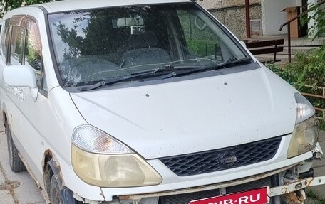Nissan Serena I, 2000 год, 290 000 рублей, 1 фотография