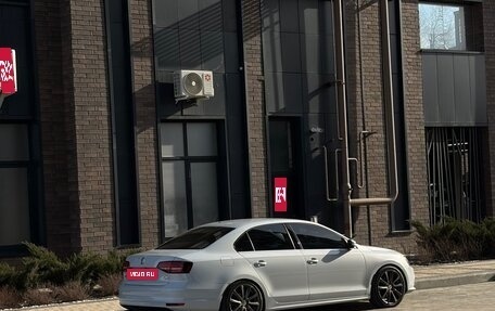 Volkswagen Jetta VI, 2017 год, 1 750 000 рублей, 1 фотография