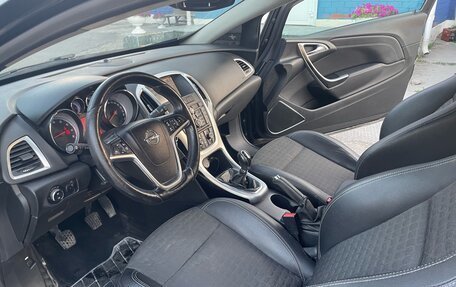 Opel Astra J, 2012 год, 800 000 рублей, 11 фотография