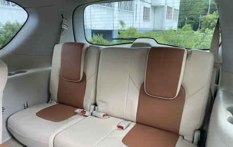 Infiniti QX56, 2013 год, 2 730 000 рублей, 8 фотография