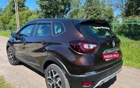 Renault Kaptur I рестайлинг, 2020 год, 1 950 000 рублей, 3 фотография
