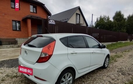 Hyundai Solaris II рестайлинг, 2016 год, 850 000 рублей, 5 фотография