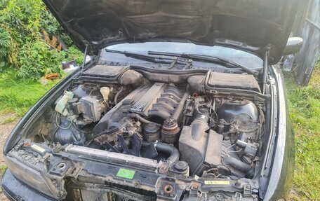 BMW 5 серия, 1997 год, 320 000 рублей, 14 фотография