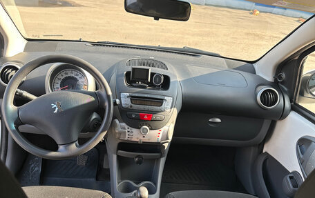 Peugeot 107 I рестайлинг, 2010 год, 385 000 рублей, 10 фотография