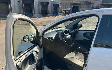 Peugeot 107 I рестайлинг, 2010 год, 385 000 рублей, 8 фотография