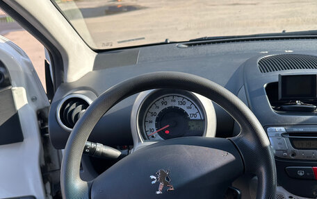 Peugeot 107 I рестайлинг, 2010 год, 385 000 рублей, 9 фотография