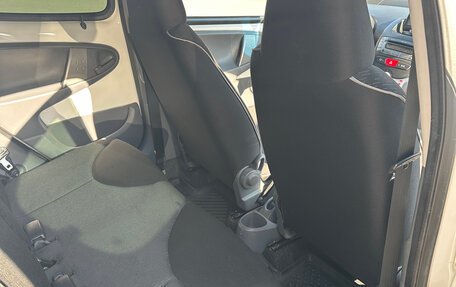 Peugeot 107 I рестайлинг, 2010 год, 385 000 рублей, 18 фотография