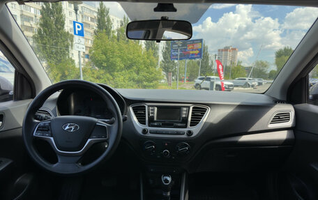 Hyundai Solaris II рестайлинг, 2020 год, 1 400 000 рублей, 11 фотография