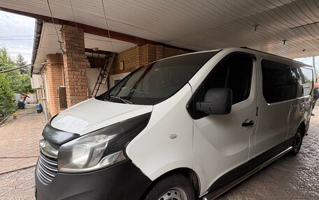 Opel Vivaro B, 2019 год, 2 250 000 рублей, 2 фотография