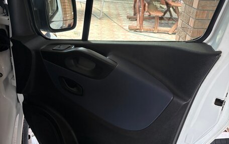 Opel Vivaro B, 2019 год, 2 250 000 рублей, 16 фотография
