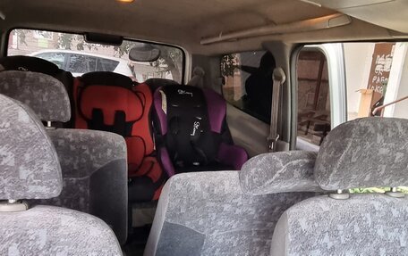 Nissan Serena I, 2000 год, 290 000 рублей, 9 фотография