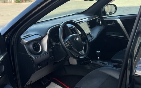 Toyota RAV4, 2016 год, 2 490 000 рублей, 18 фотография