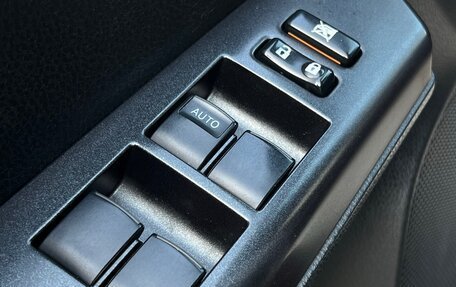 Toyota RAV4, 2016 год, 2 490 000 рублей, 38 фотография