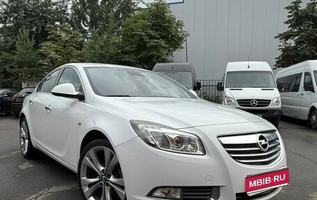 Opel Insignia II рестайлинг, 2011 год, 650 000 рублей, 1 фотография