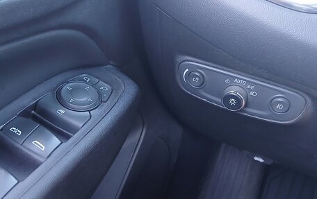 Chevrolet Equinox III, 2019 год, 1 100 000 рублей, 8 фотография
