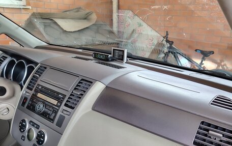 Nissan Tiida, 2008 год, 650 000 рублей, 16 фотография