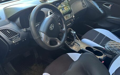 Hyundai ix35 I рестайлинг, 2010 год, 1 050 000 рублей, 8 фотография