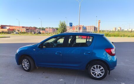 Renault Sandero II рестайлинг, 2018 год, 920 000 рублей, 2 фотография
