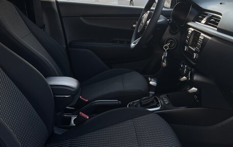 KIA Rio IV, 2017 год, 1 150 000 рублей, 24 фотография