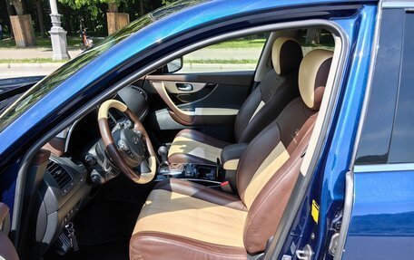 Infiniti QX70, 2016 год, 3 480 000 рублей, 11 фотография