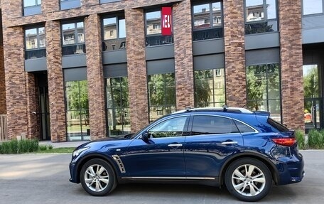 Infiniti QX70, 2016 год, 3 480 000 рублей, 2 фотография