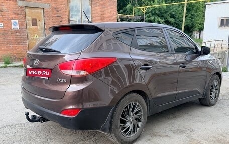 Hyundai ix35 I рестайлинг, 2011 год, 1 050 000 рублей, 4 фотография