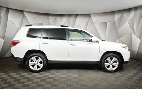 Toyota Highlander III, 2013 год, 1 743 000 рублей, 6 фотография