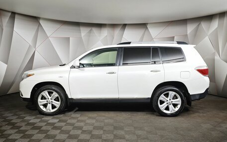 Toyota Highlander III, 2013 год, 1 743 000 рублей, 5 фотография