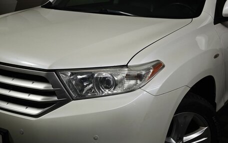 Toyota Highlander III, 2013 год, 1 743 000 рублей, 10 фотография