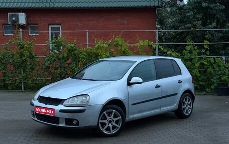 Volkswagen Golf V, 2005 год, 410 000 рублей, 1 фотография