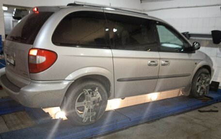 Chrysler Voyager IV, 2004 год, 500 000 рублей, 20 фотография
